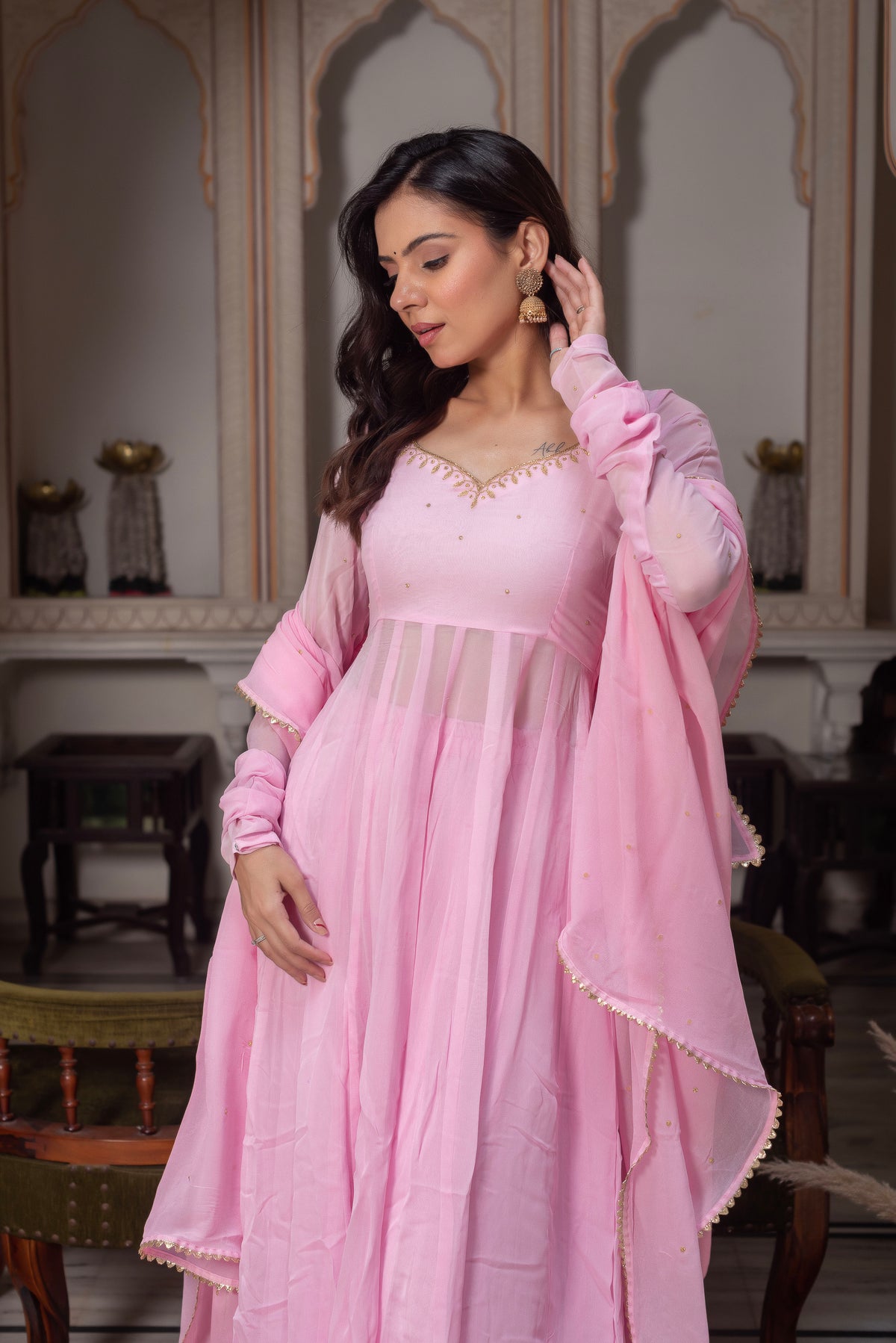 Katha Suit Set
