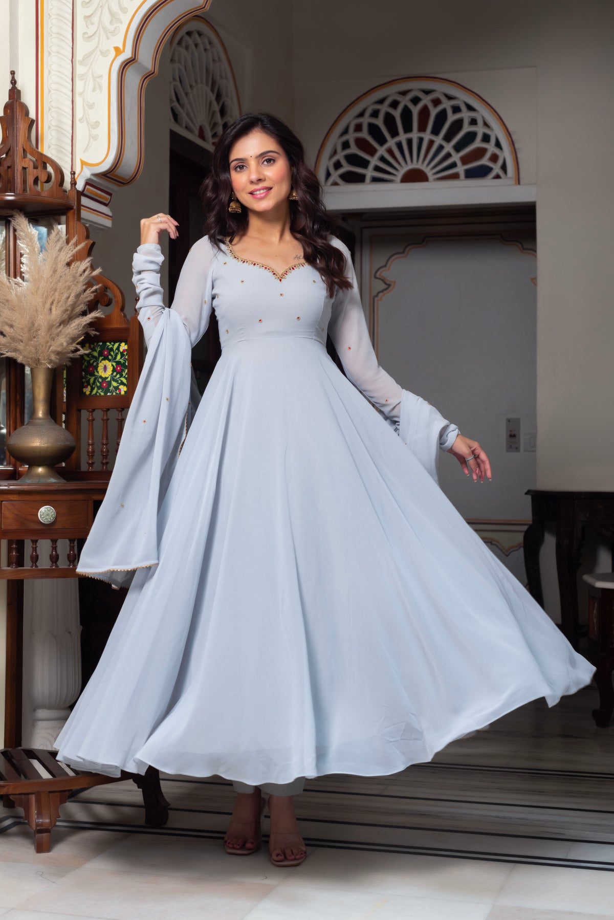 Gaurangi Suit Set