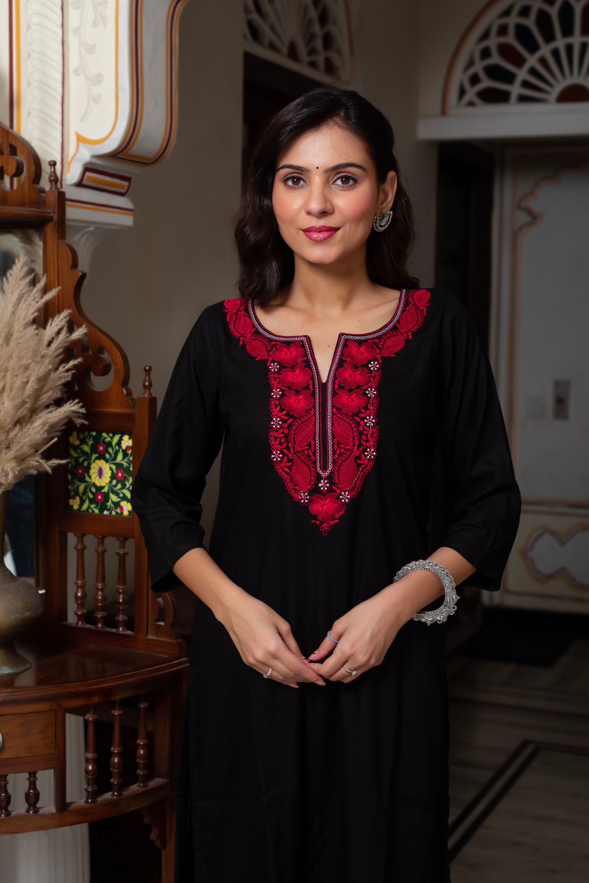 Aarohi Straight Kurta Set