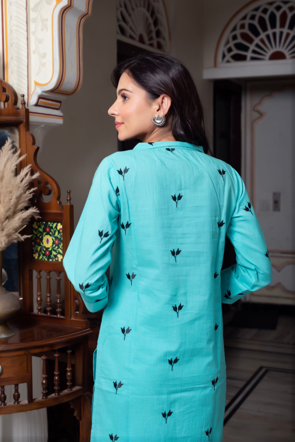 Ayra Straight Kurta Set