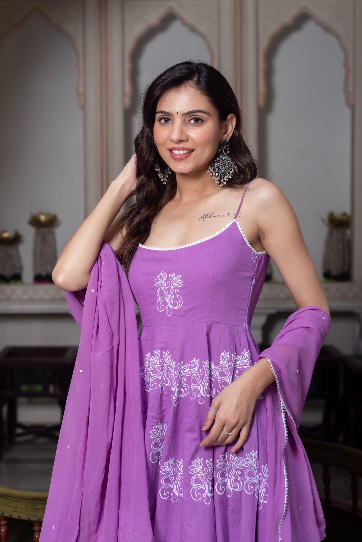 Vamika Suit Set