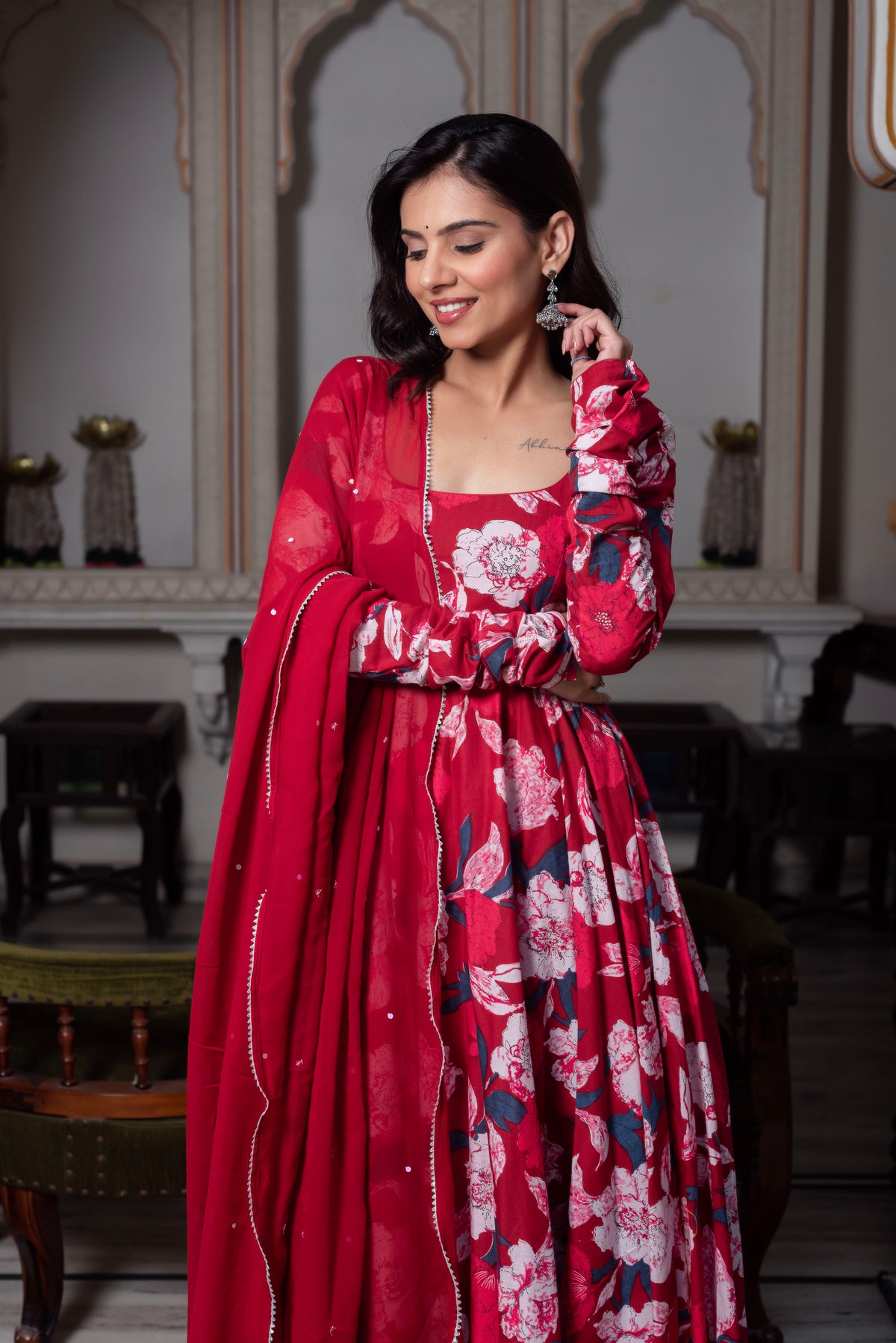 Eshwari Suit Set