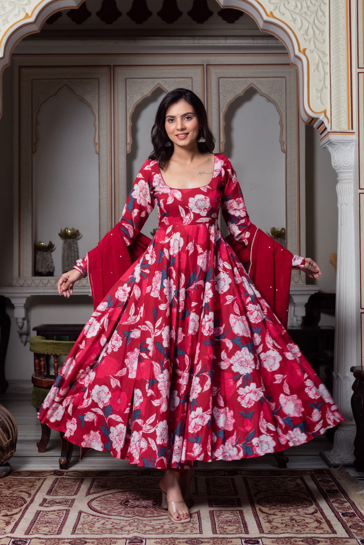 Eshwari Suit Set