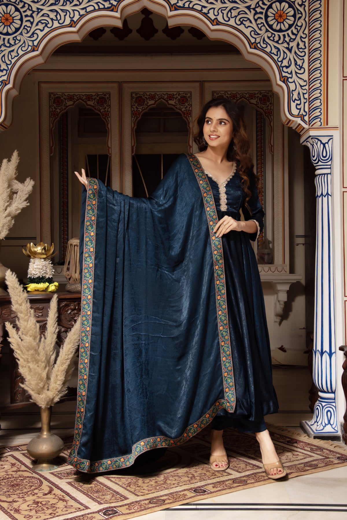 Nitya Velvet Suit Set