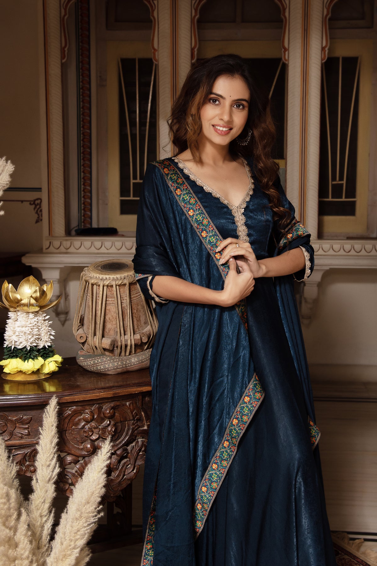 Nitya Velvet Suit Set